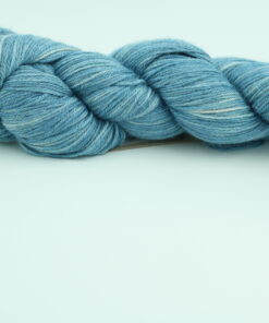 Plantefarvet Alpaca-Silke-Cashmere ASC_indigo_G01_300723
